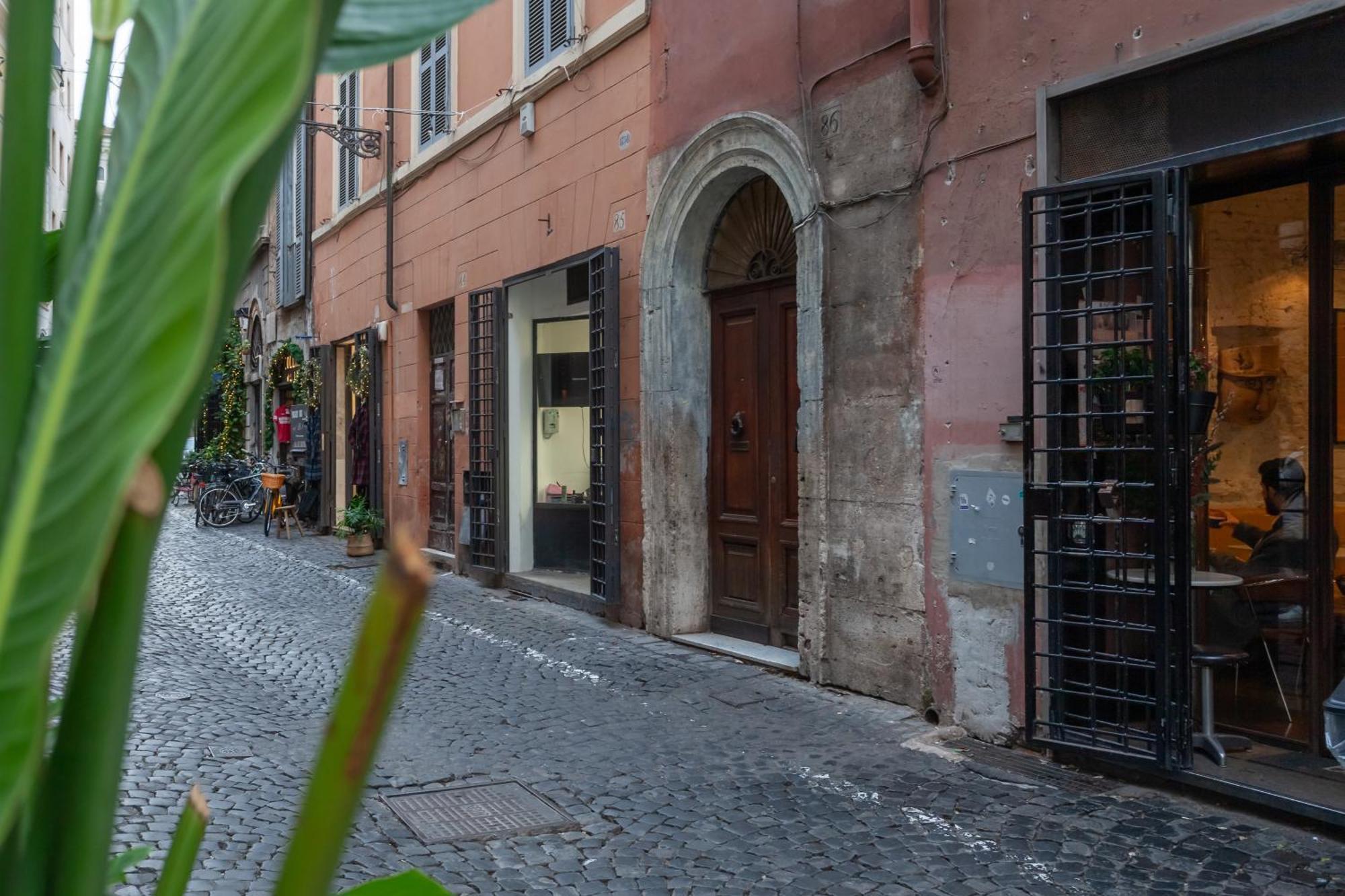 Pellegrino Piazza Navona Apartment Рим Екстер'єр фото